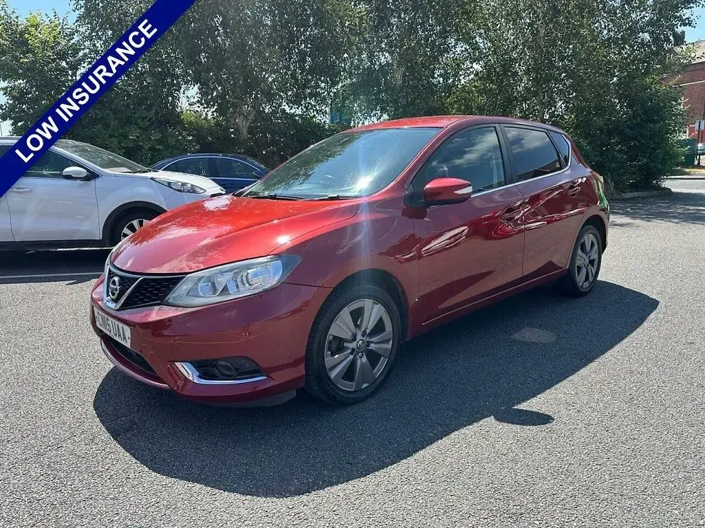 Used Nissan Pulsar N-TEC 115 HP (84 kW) 2015 Red Hatchback