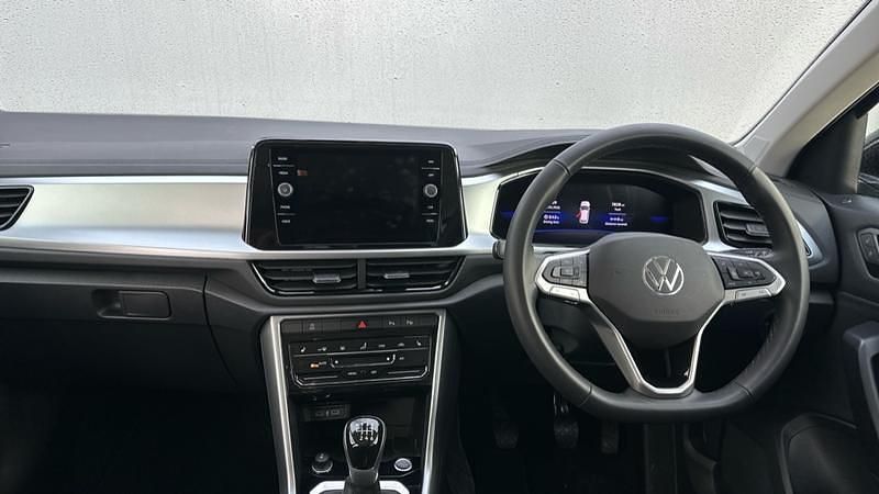 Used VW T-Roc Match 150 HP (110 kW) 2025 Black SUV