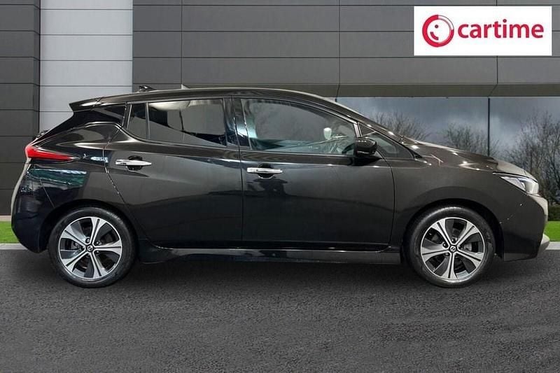Used Nissan Leaf Tekna 110 kW (150 HP) 2021 Black Hatchback