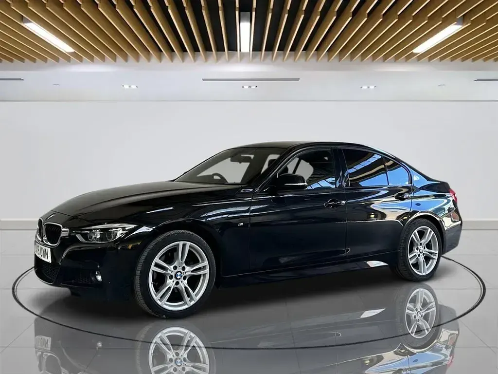 Używany BMW 320 M Sport 190 KM (139 kW) 2018 Czarny Sedan/Limuzyna