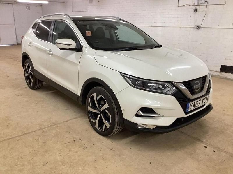 Used Nissan Qashqai S 110 HP (80 kW) 2017 White SUV