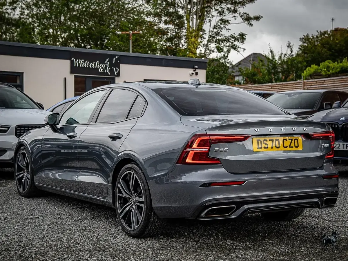 Used Volvo S60 R-Design 250 HP (183 kW) 2020 Grey Sedan