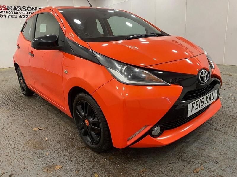 Orange Used 2015 Toyota Aygo X-cite Hatchback | £6,350 (Fair price) - Image 1/4
