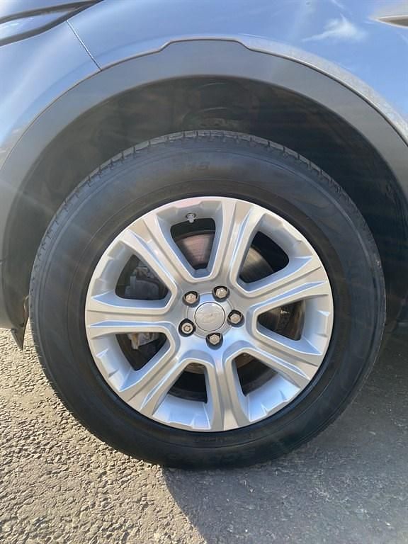 Used Land Rover Range Rover evoque SE 2017 Grey Estate