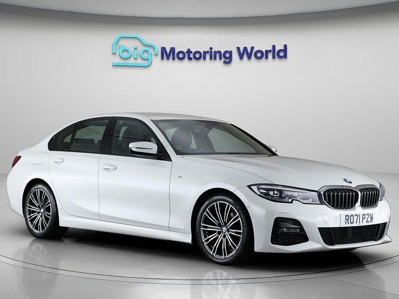 White Used 2022 BMW 320 M Sport Sedan | £21,500 (Good price) - Image 1/4