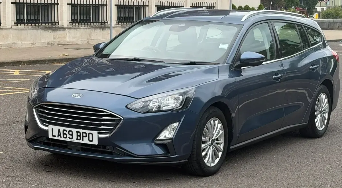 Used Ford Focus Titanium 125 HP (91 kW) 2019 Blue Estate