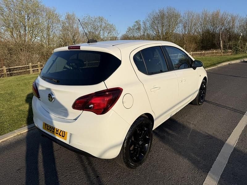 Used Vauxhall Corsa 2019 White Hatchback