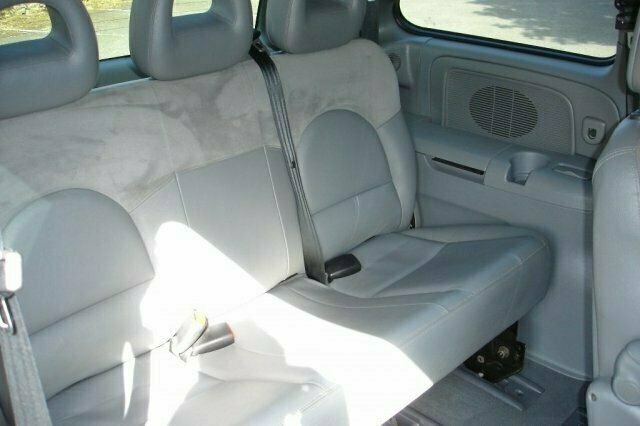 Used Chrysler Voyager 145 HP (106 kW) 2005 MPV