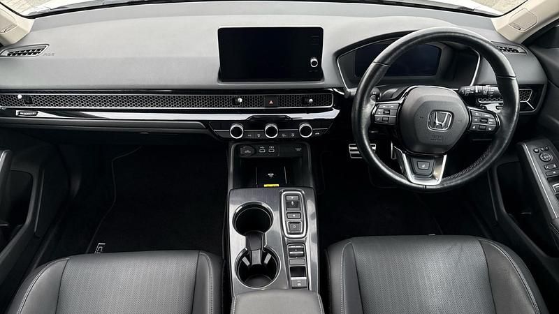 Used Honda Civic Advance 143 HP (105 kW) 2023 White Hatchback