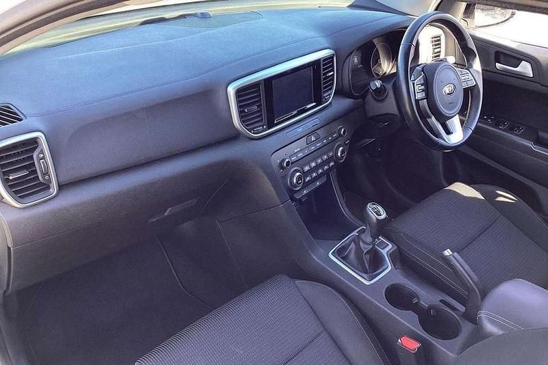 Used Kia Sportage 2018 White SUV