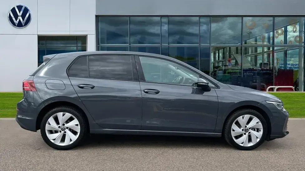 Used VW Golf VIII Match 204 HP (150 kW) 2025 Grey