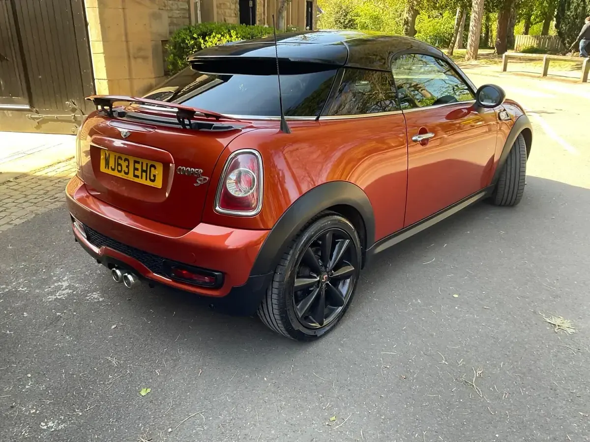 Used Mini Cooper SD Coupé 143 HP (105 kW) 2013 Orange Coupe
