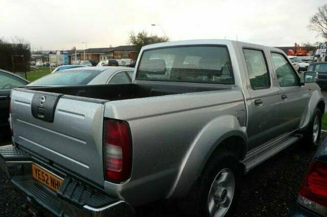 Used Nissan Navara 131 HP (96 kW) 2002 Pickup