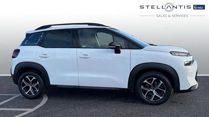 White Used 2022 Citroën C3 Aircross PureTech SUV | £11,652 (Fair price) - Image 1/3