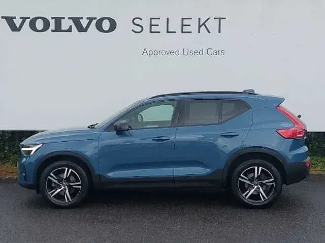 Used Volvo XC40 Plus 194 HP (142 kW) 2023 SUV