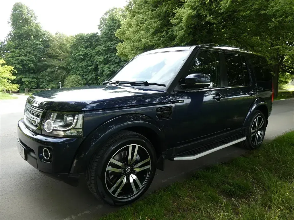 Used Land Rover Discovery HSE 256 HP (188 kW) 2014 Blue SUV