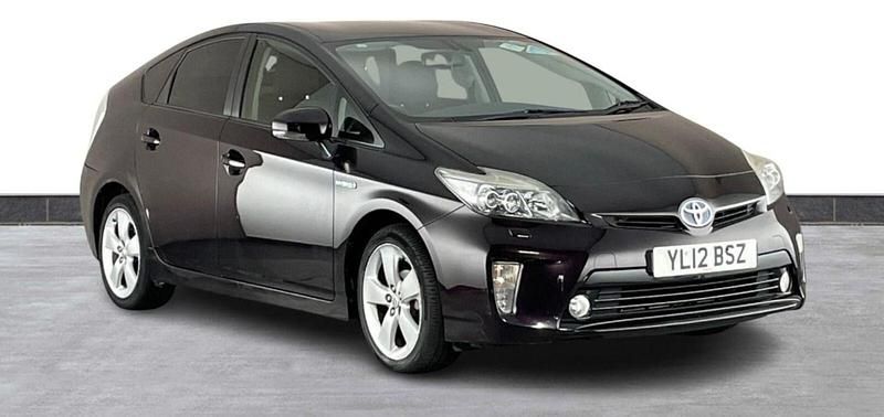 Red Used 2012 Toyota Prius Hatchback | £6,790 (Fair price) - Image 1/4