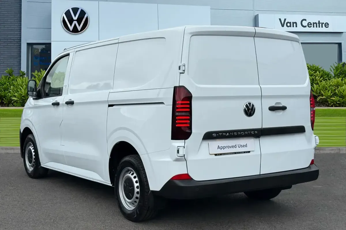 Ny VW Transporter 100 kW (136 HK) 2025 Vit Van