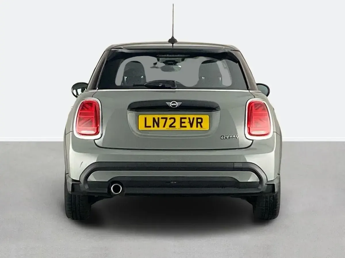 Używany Mini Cooper Comfort 2022 Szary Hatchback