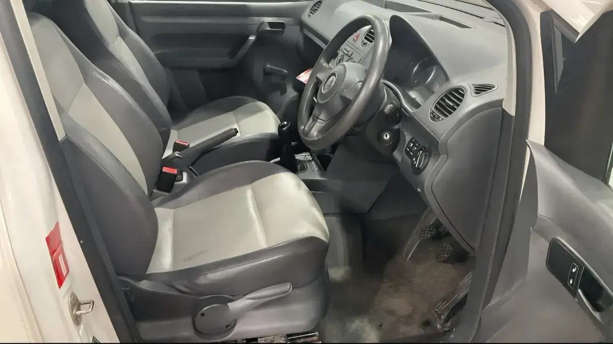 Used VW Caddy Startline 102 HP (75 kW) 2013 White MPV