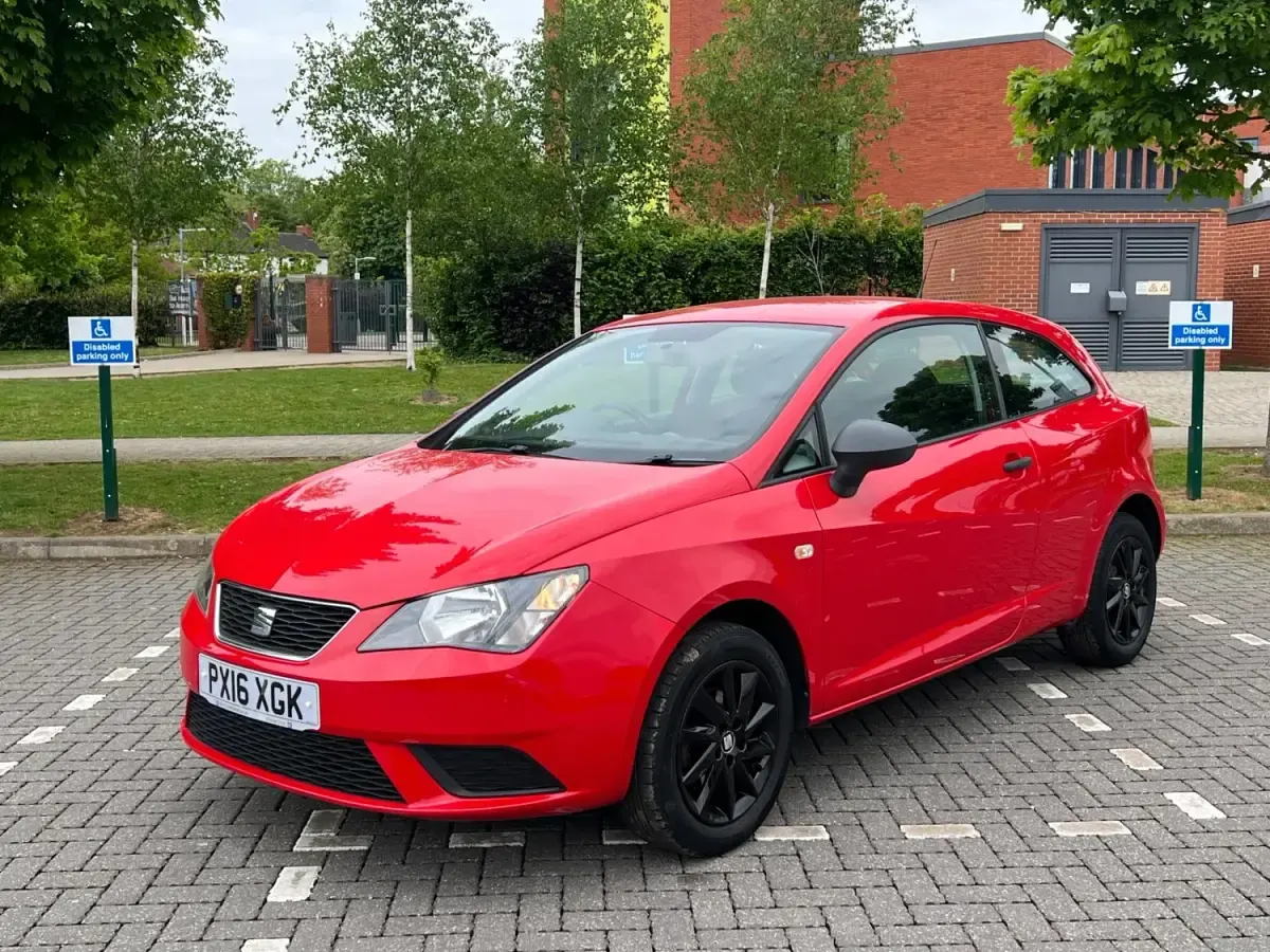 Usado Seat Ibiza SOL 2016 Vermelho Citadino