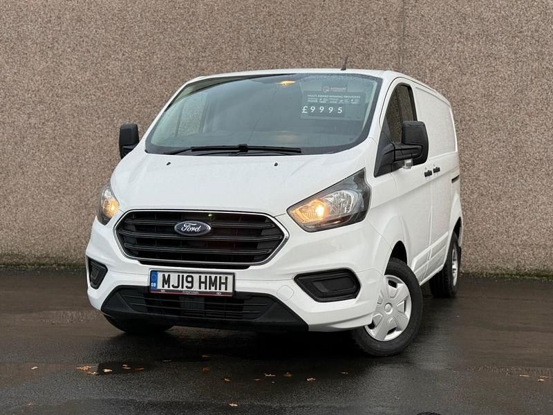 White Used 2019 Ford Transit Custom Van | £9,995 (Super price) - Image 1/4