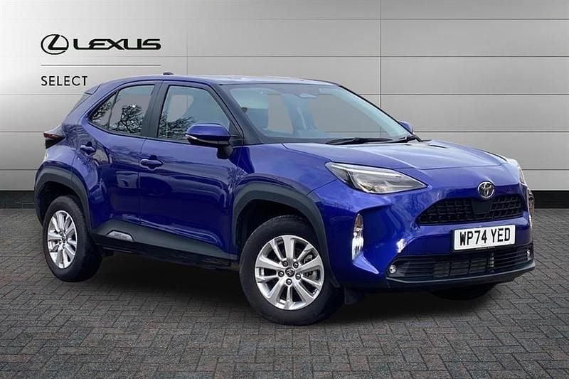 Used Toyota Yaris Cross 116 HP (85 kW) 2025 Juniper blue SUV