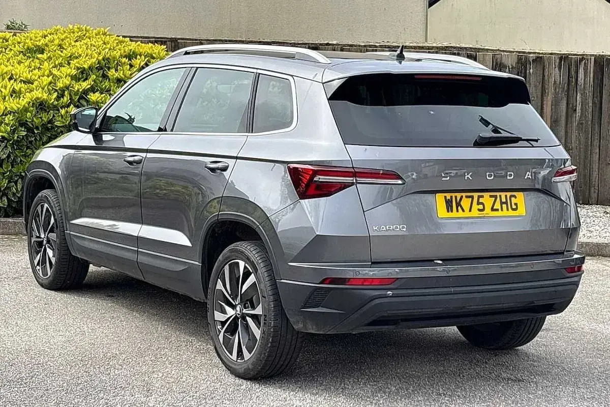 Używany Skoda Karoq SE L 150 KM (110 kW) 2026 Szary SUV