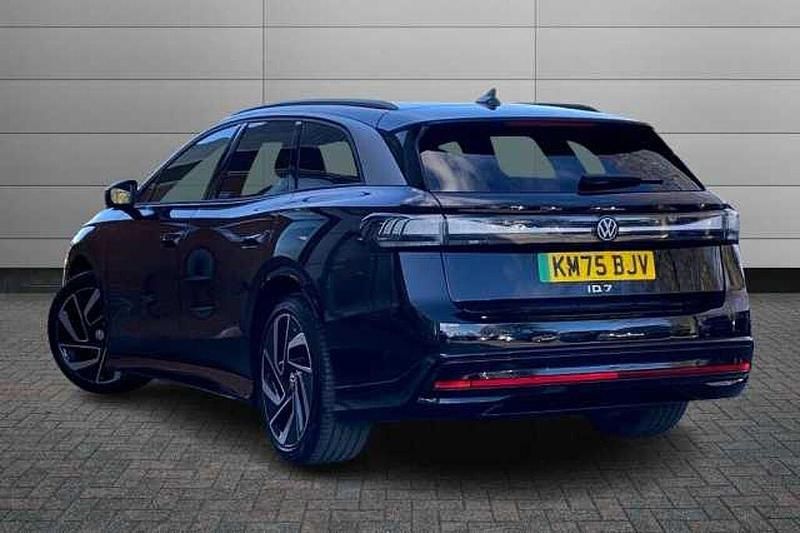 New VW ID.7 207 kW (282 HP) 2025