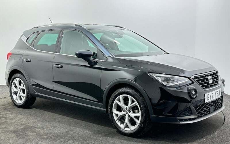 Used 2024 Seat Arona FR SUV | £12,545 (Good price) - Image 1/3