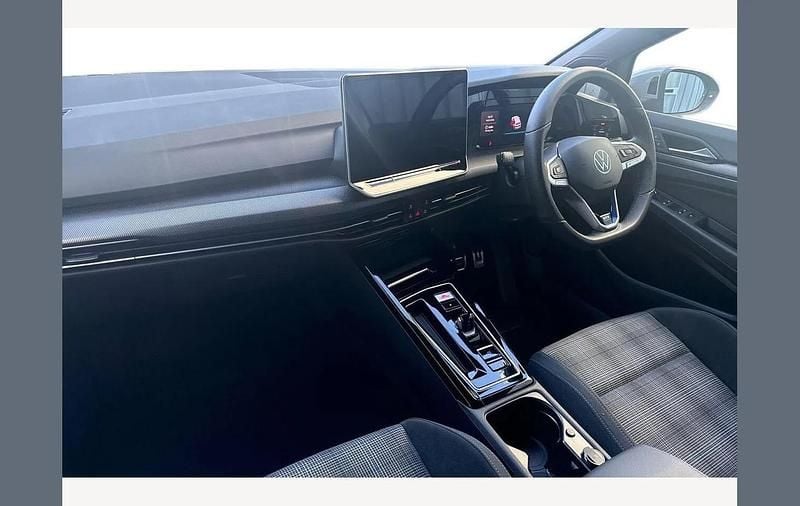 New VW Golf VIII GTE 272 HP (200 kW) 2025 Grey Hatchback