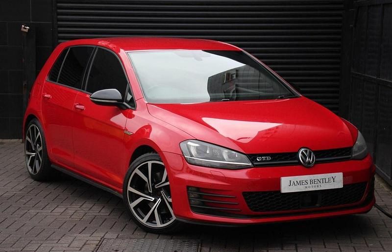 Red Used 2014 VW Golf VII GTD Hatchback | £4,990 (Good price) - Image 1/4