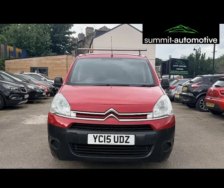 Used Citroën Berlingo 75 HP (55 kW) 2015 Red MPV