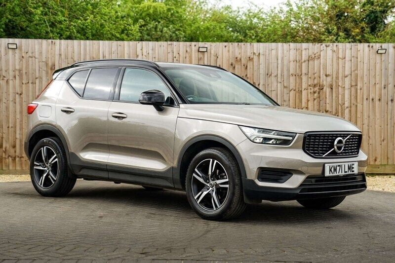 Grey Used 2022 Volvo XC40 R-Design SUV | £18,746 (Super price) - Image 1/4