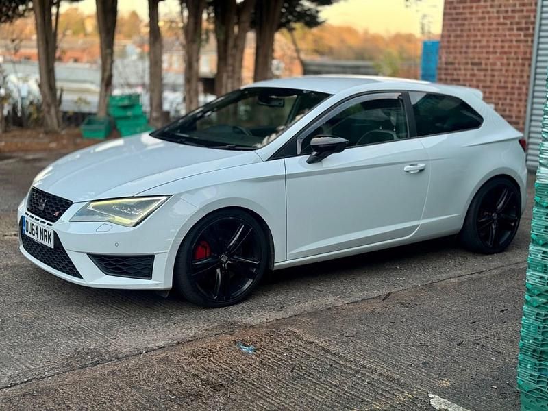 Used Seat Leon CUPRA 2014 White Hatchback