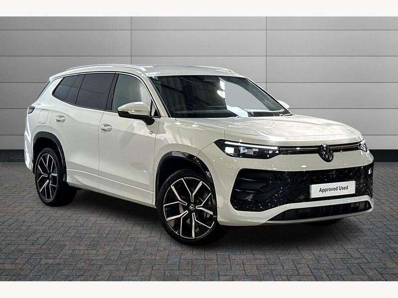 White Used 2025 VW Tayron R-line SUV | £36,791 (Fair price) - Image 1/4