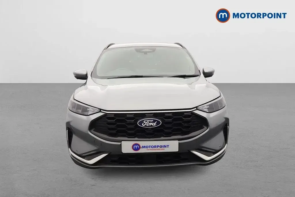 Begagnad Ford Kuga ST-Line 183 HK (134 kW) 2025 Silver SUV