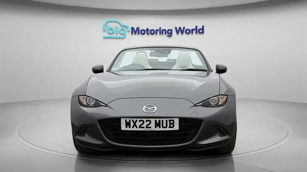 Used Mazda MX5 Inclusive 184 HP (135 kW) 2022 Grey Cabriolet