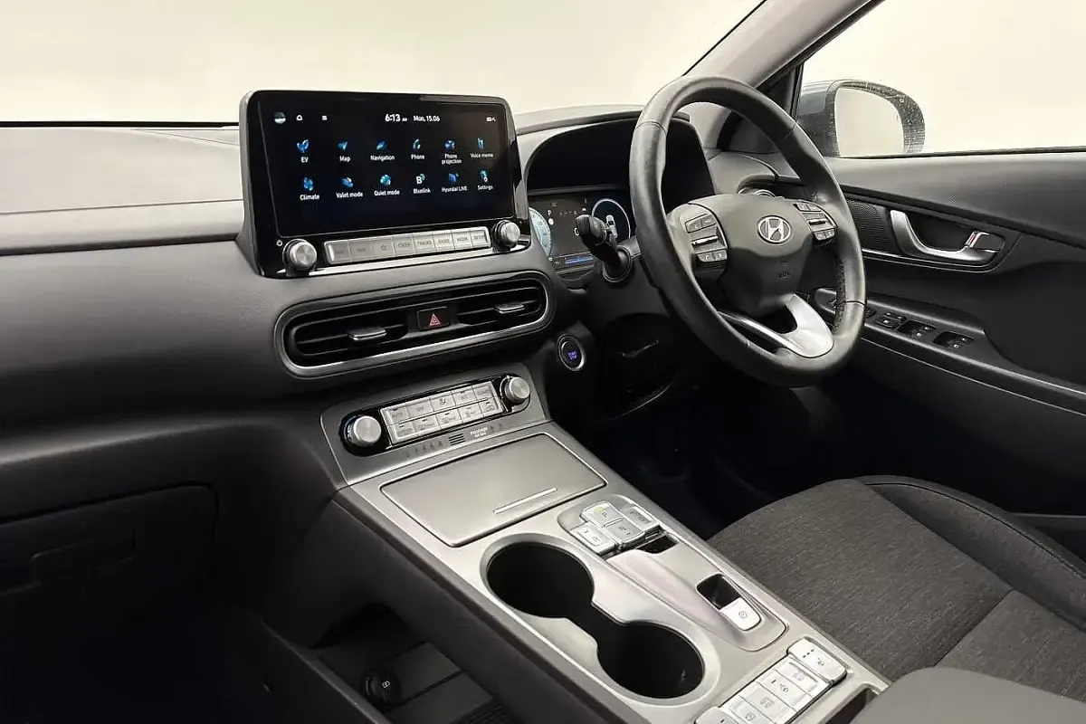 Used Hyundai Kona Premium 150 kW (204 HP) 2022 Green SUV