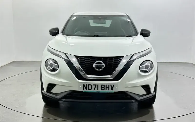 Used Nissan Juke N-Connecta 114 HP (83 kW) 2023 SUV