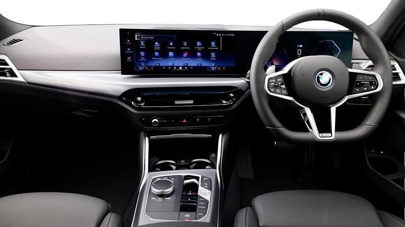 Used BMW 330e M Sport 288 HP (211 kW) 2025 Black Estate