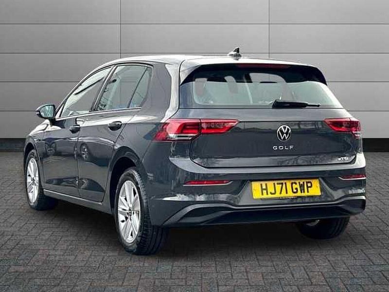 Used VW Golf VII 150 HP (110 kW) 2021 Hatchback