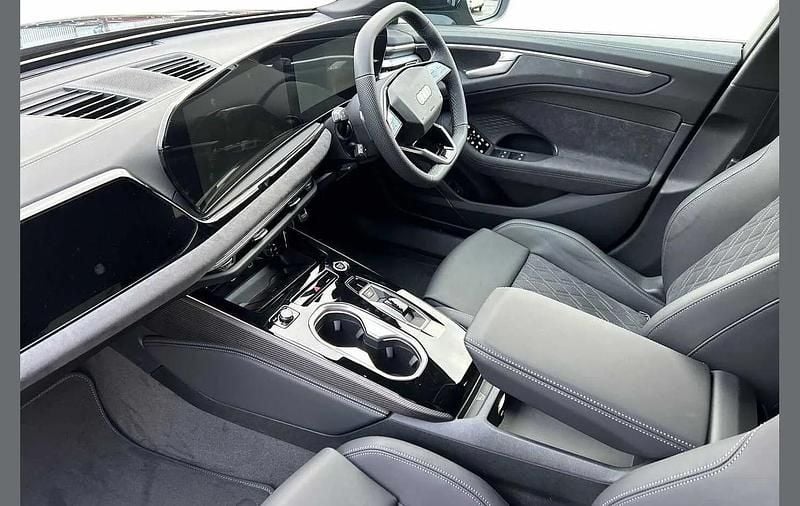 Used Audi A6 S-Line 224 HP (164 kW) 2025 Grey Sedan