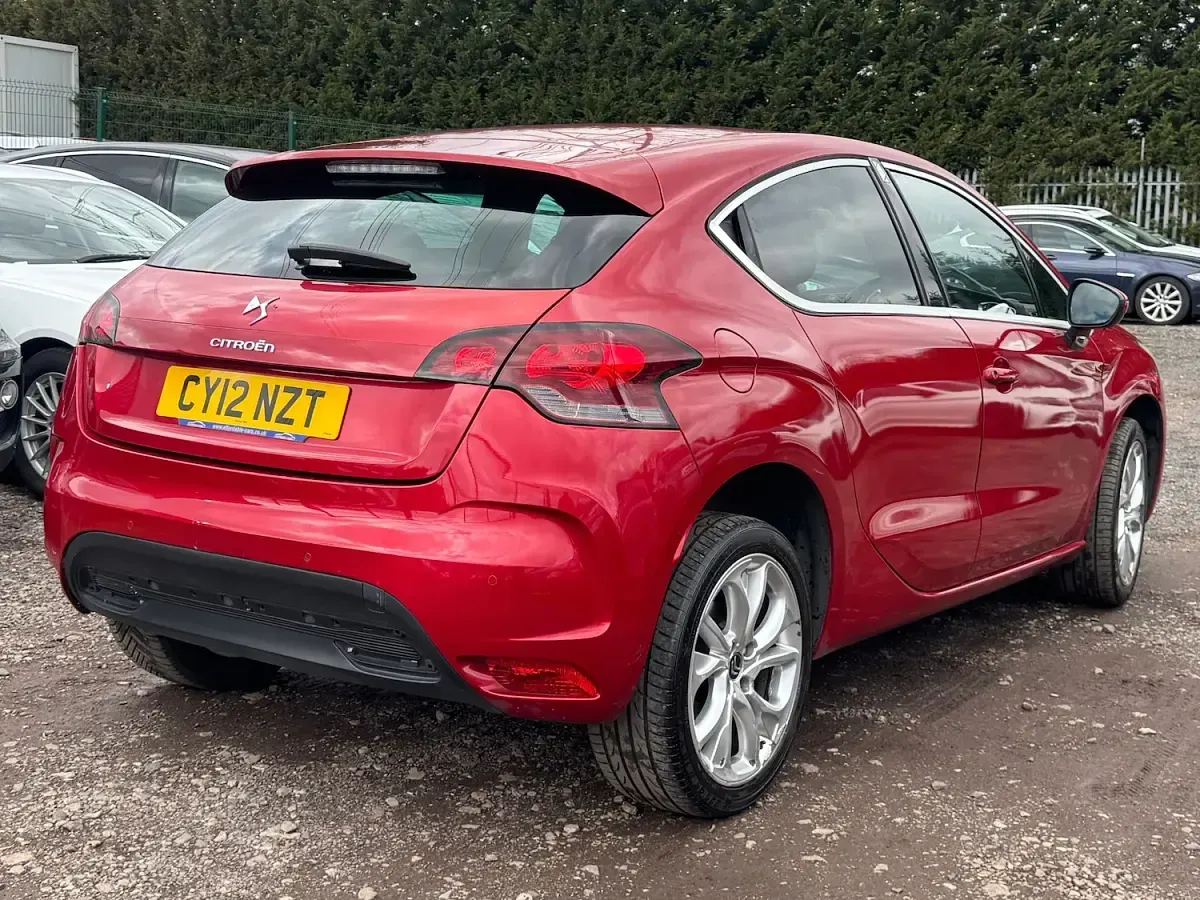 Used Citroën DS4 115 HP (84 kW) 2012 Red Hatchback