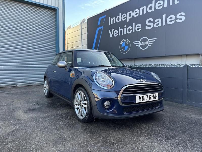 Used Mini Cooper Hatch 136 HP (100 kW) 2017 Blue Hatchback