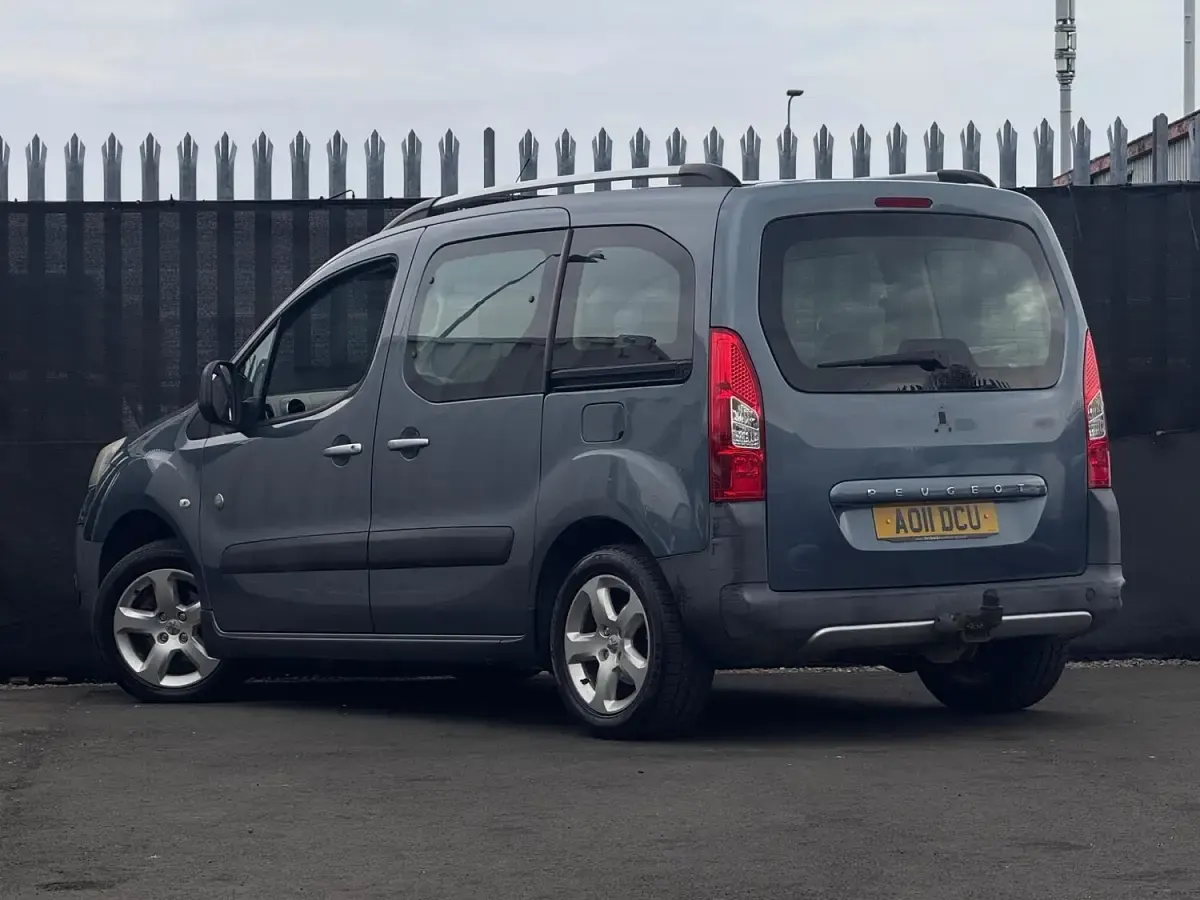 Used Peugeot Partner Tepee Outdoor 2011 Grey MPV