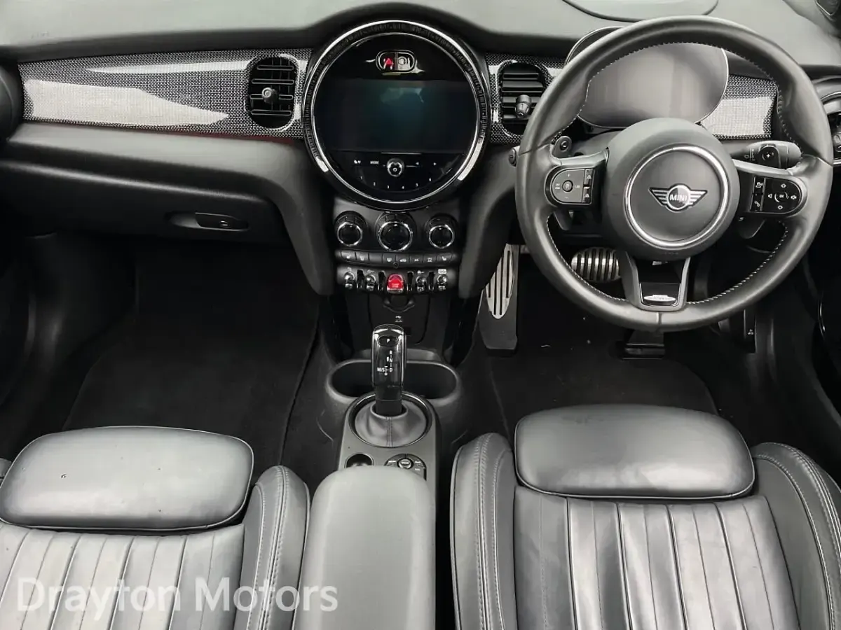 Usado Mini John Cooper Works Cabriolet 2023 Rojo Descapotable
