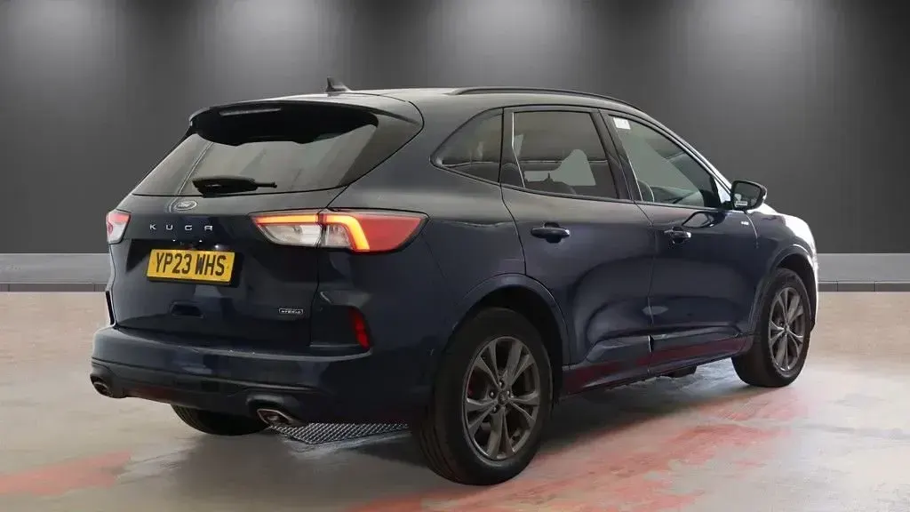 Used Ford Kuga ST-Line 225 HP (165 kW) 2023 Blue SUV