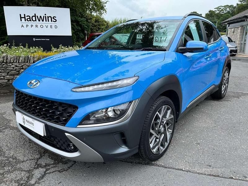 Blue Used 2022 Hyundai Kona Premium SUV | £17,495 (Fair price) - Image 1/4
