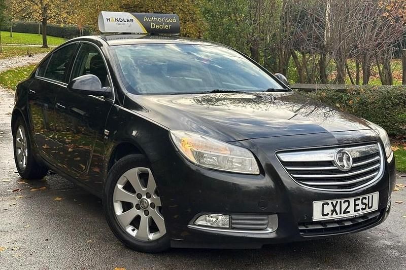 Used Vauxhall Insignia SRi 160 HP (117 kW) 2012 Black Hatchback